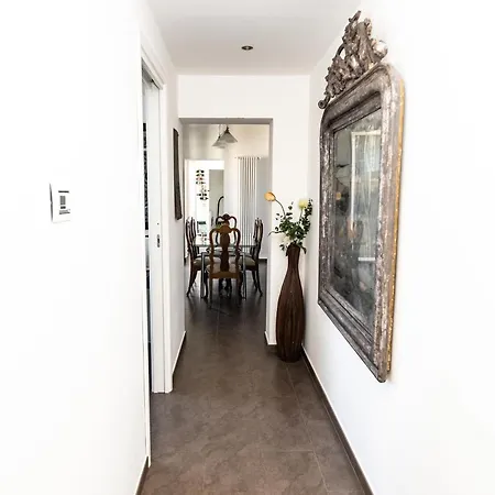 アパート Maison D'art Orleans パレルモ
